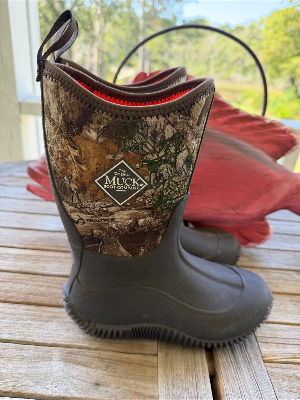 Muck Boots Kids Sz 2 Realtree Camo Waterproof Hunting Rain Farm Outdoor Boots
